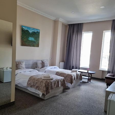 Rail Hotel Tbilisi ภายนอก รูปภาพ