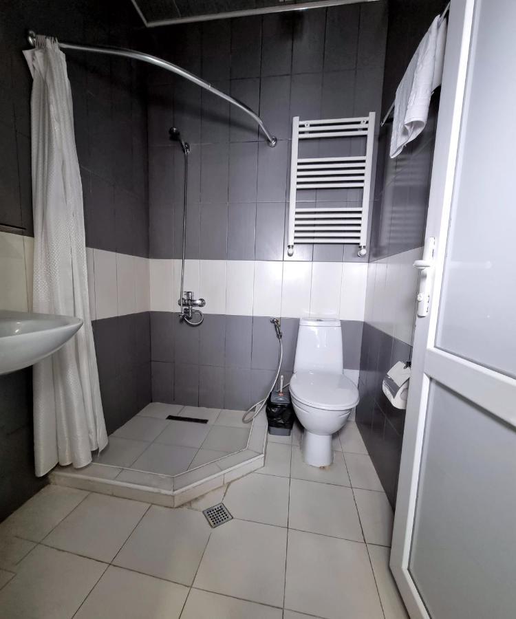 Rail Hotel Tbilisi ภายนอก รูปภาพ