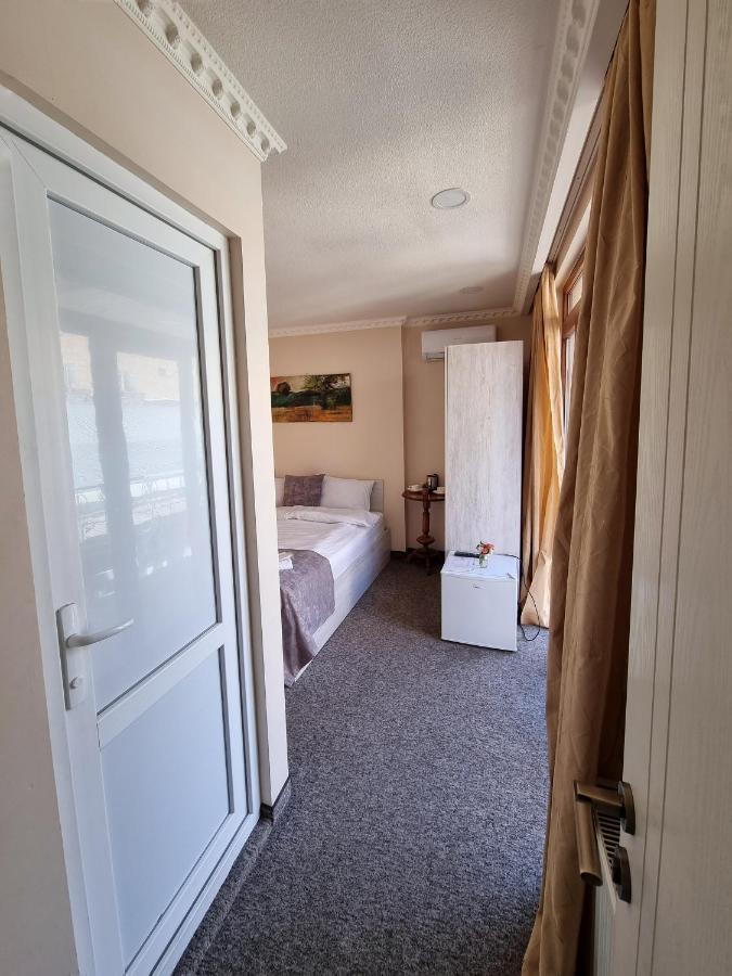 Rail Hotel Tbilisi ภายนอก รูปภาพ