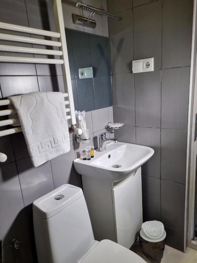 Rail Hotel Tbilisi ภายนอก รูปภาพ