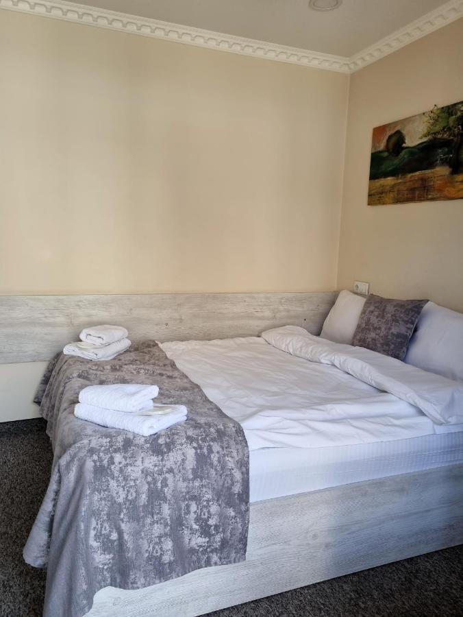 Rail Hotel Tbilisi ภายนอก รูปภาพ