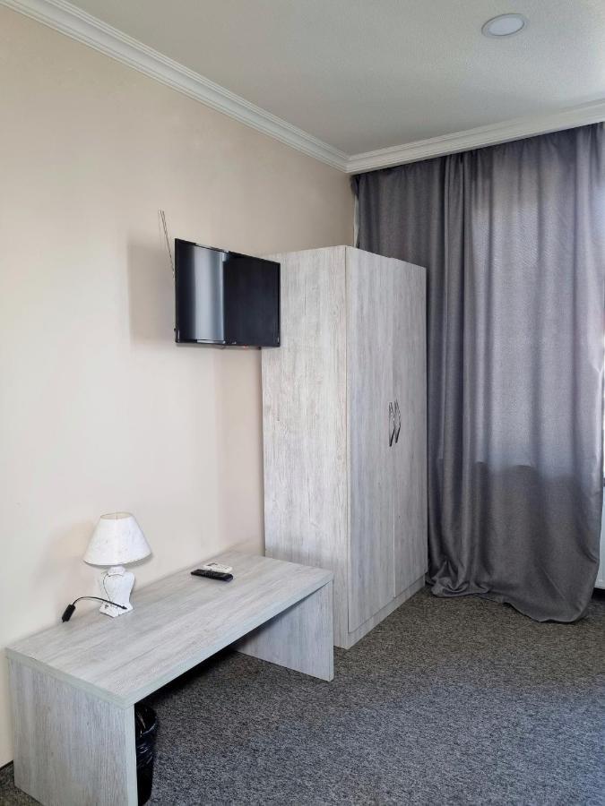 Rail Hotel Tbilisi ภายนอก รูปภาพ