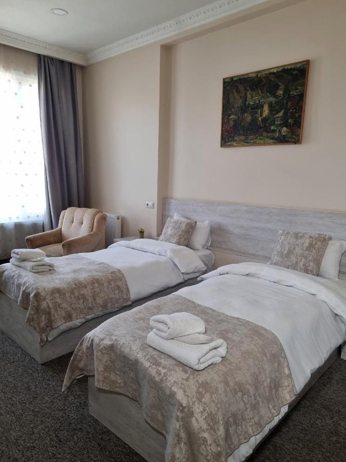 Rail Hotel Tbilisi ภายนอก รูปภาพ
